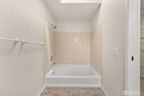 13603 SE 239th Street Kent WA 98042