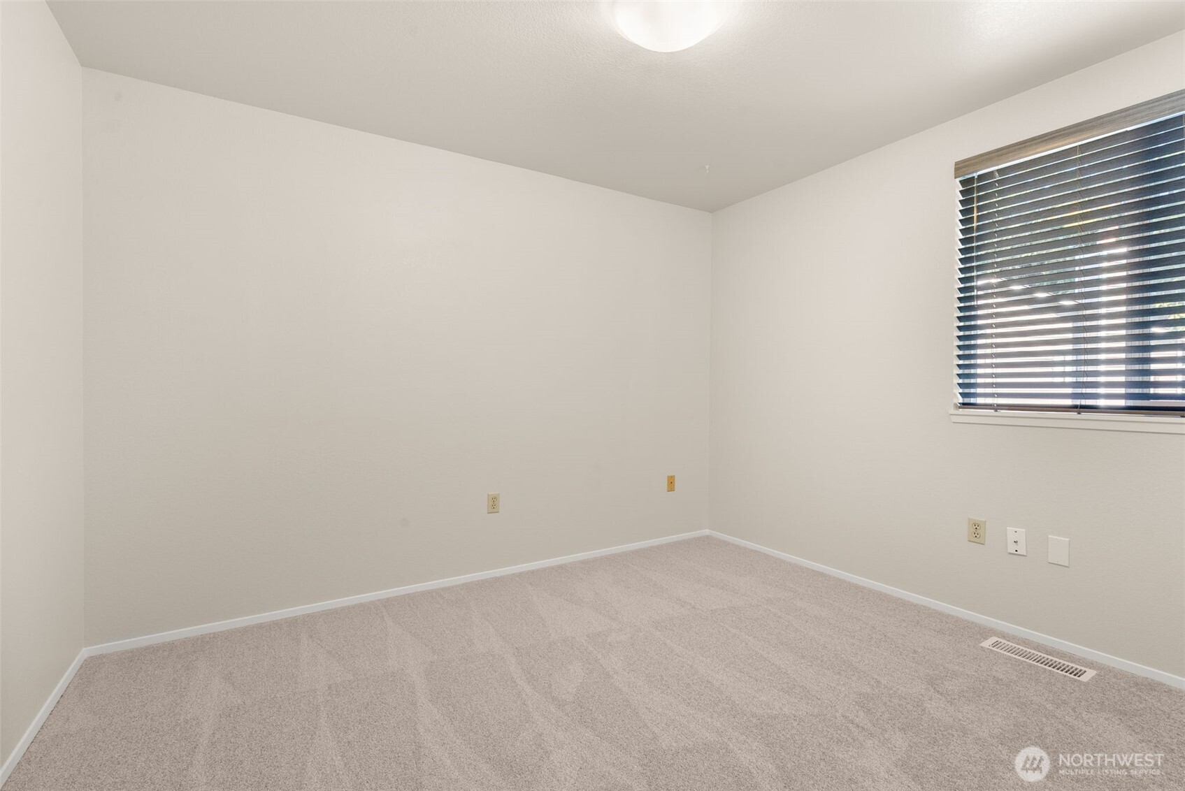 13603 SE 239th Street Kent WA 98042