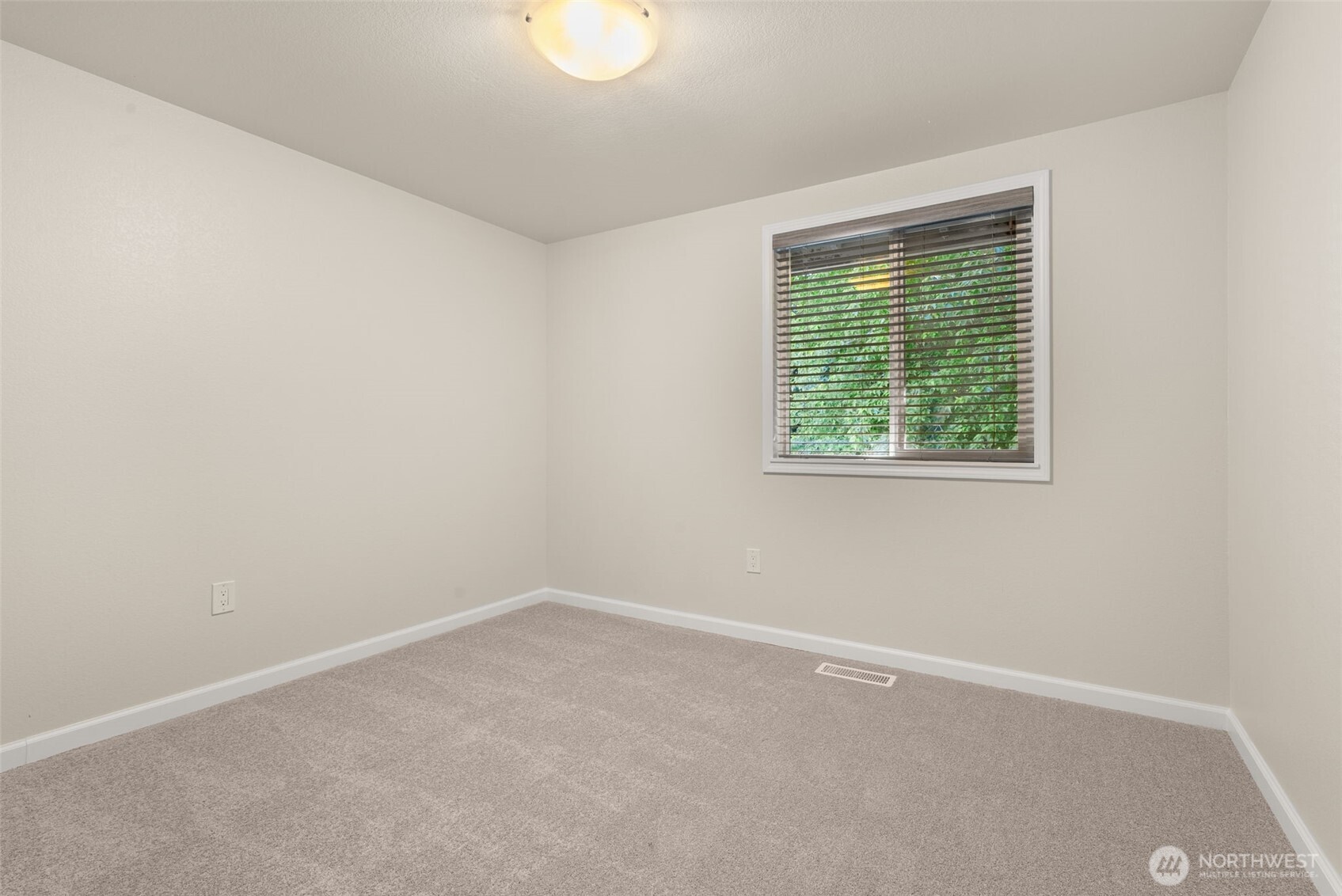 13603 SE 239th Street Kent WA 98042