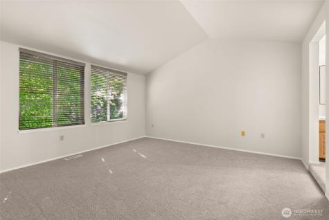 13603 SE 239th Street Kent WA 98042
