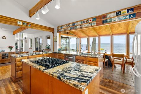 31823 S Bridge Way NE Poulsbo WA 98370
