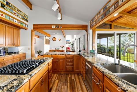 31823 S Bridge Way NE Poulsbo WA 98370