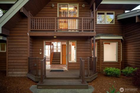 31823 S Bridge Way NE Poulsbo WA 98370