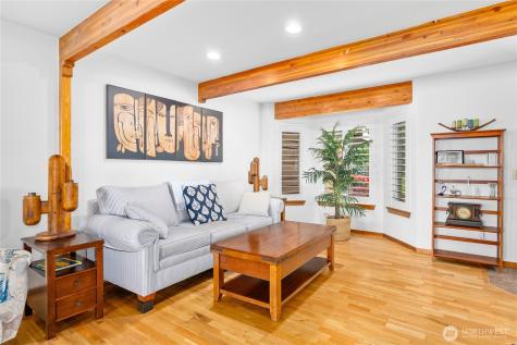 31823 S Bridge Way NE Poulsbo WA 98370
