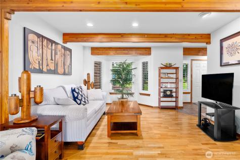 31823 S Bridge Way NE Poulsbo WA 98370
