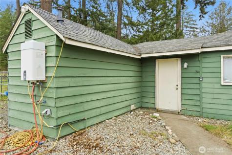 525 138th Street E Tacoma WA 98445