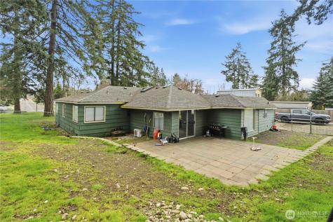 525 138th Street E Tacoma WA 98445