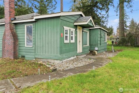 525 138th Street E Tacoma WA 98445