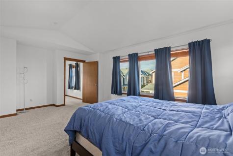 4322 25th Street SE Puyallup WA 98374