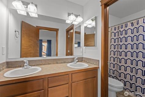 4322 25th Street SE Puyallup WA 98374