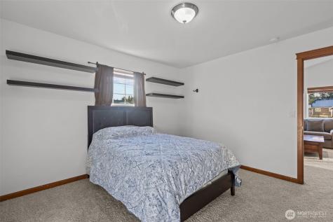 4322 25th Street SE Puyallup WA 98374