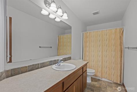 4322 25th Street SE Puyallup WA 98374