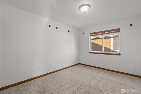 4322 25th Street SE Puyallup WA 98374