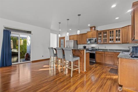 4322 25th Street SE Puyallup WA 98374