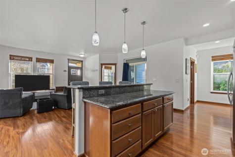 4322 25th Street SE Puyallup WA 98374