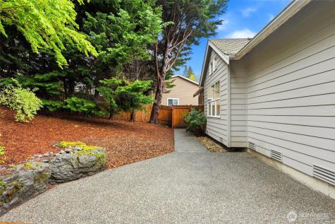 20037 139th Way SE Kent WA 98042