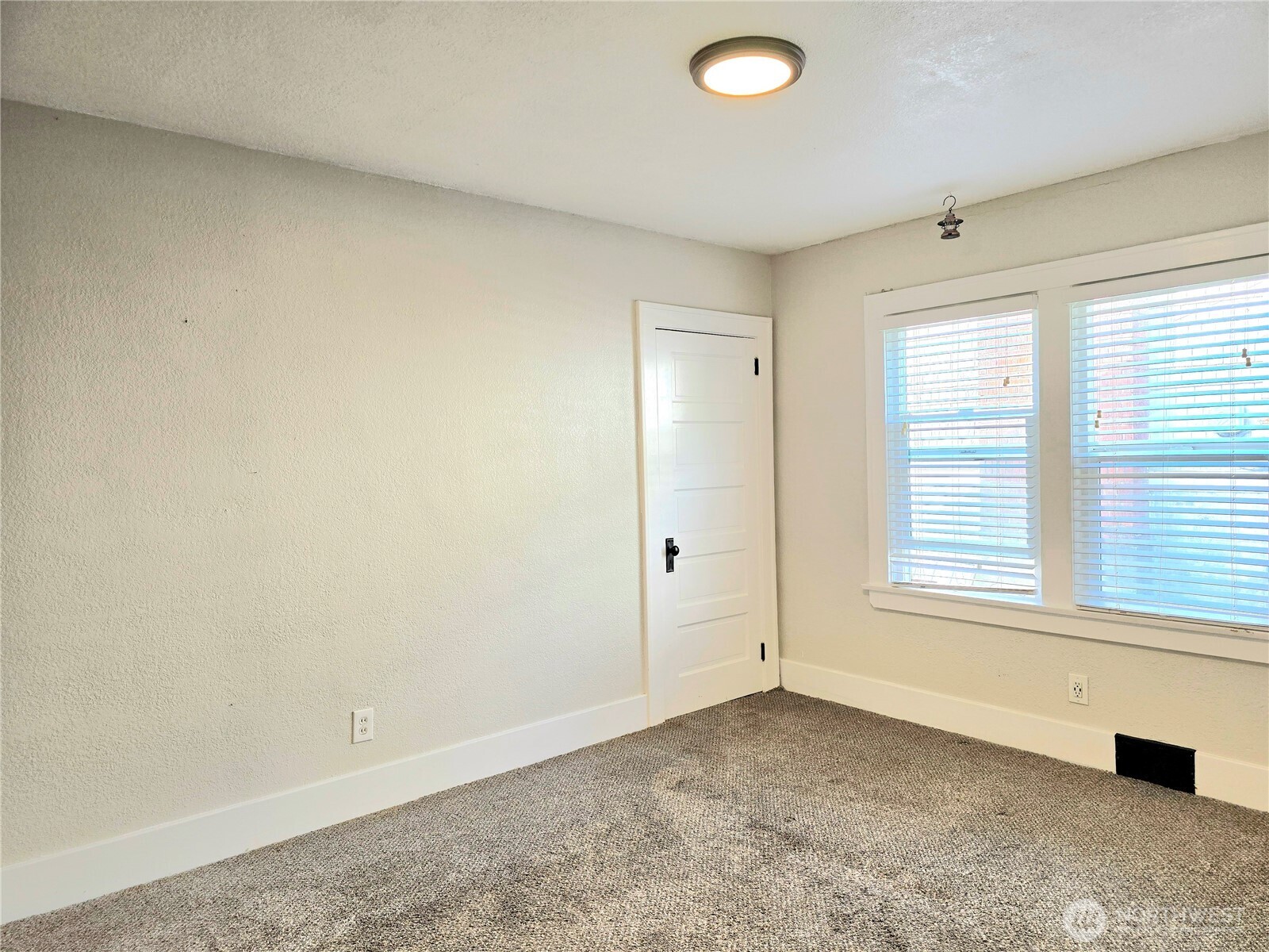 906 N Rice Street Aberdeen WA 98520