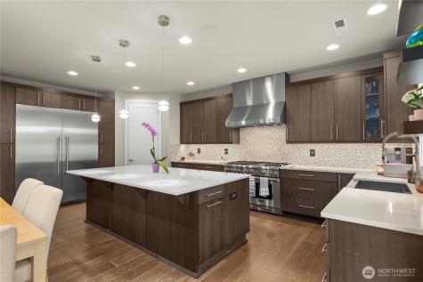 10351 SE 8th Street Bellevue WA 98004