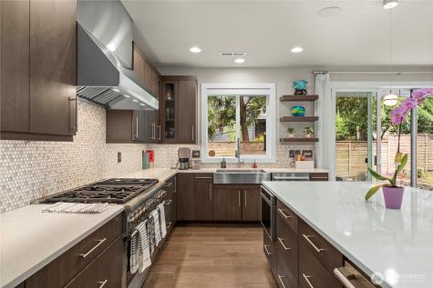 10351 SE 8th Street Bellevue WA 98004