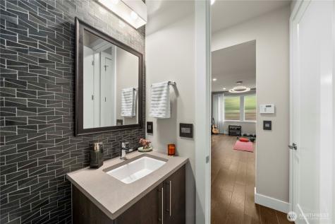 10351 SE 8th Street Bellevue WA 98004