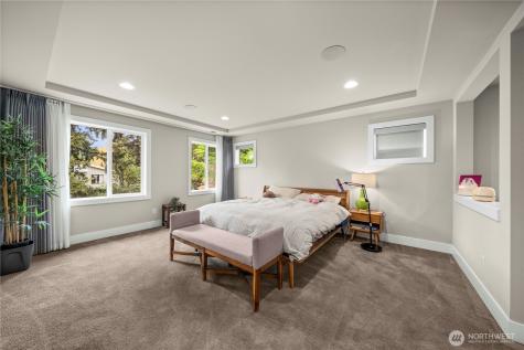 10351 SE 8th Street Bellevue WA 98004