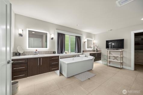 10351 SE 8th Street Bellevue WA 98004