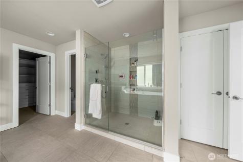 10351 SE 8th Street Bellevue WA 98004