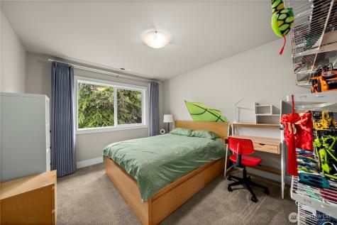 10351 SE 8th Street Bellevue WA 98004