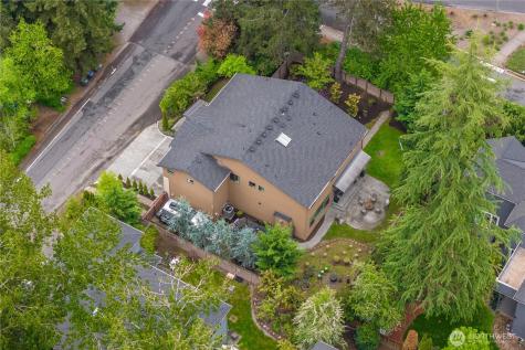 10351 SE 8th Street Bellevue WA 98004