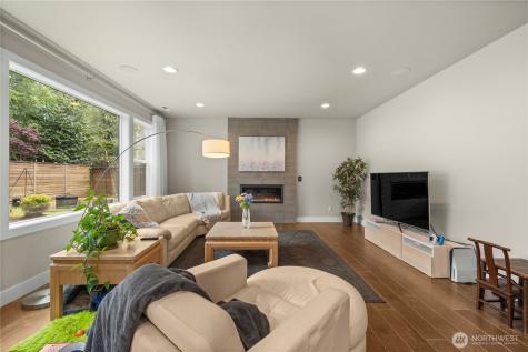 10351 SE 8th Street Bellevue WA 98004