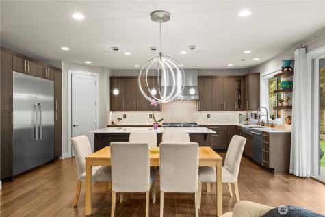 10351 SE 8th Street Bellevue WA 98004