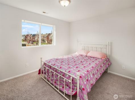 10502 189th Street E Puyallup WA 98374