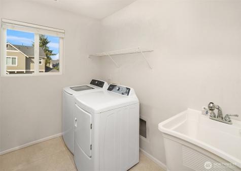 10502 189th Street E Puyallup WA 98374