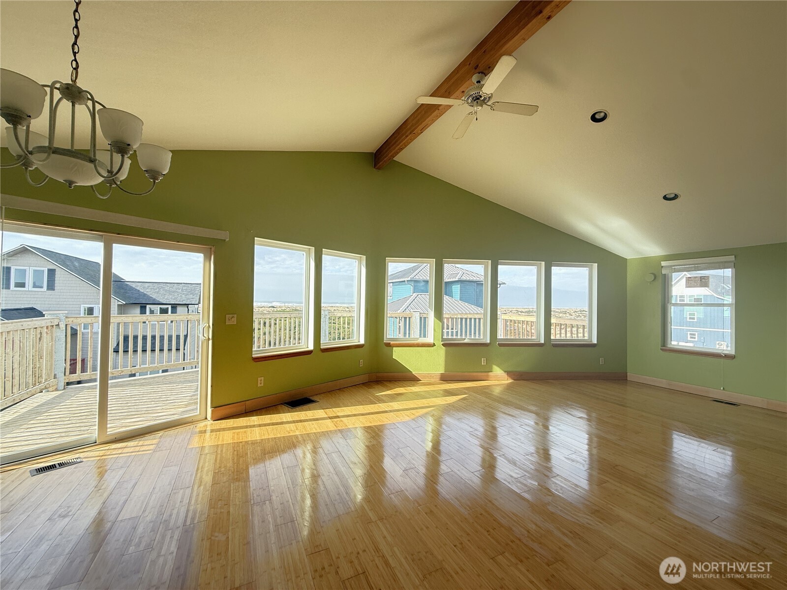 1083 Ocean Shores Boulevard SW Ocean Shores WA 98569