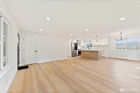 12215 SE 35th Street Bellevue WA 98006