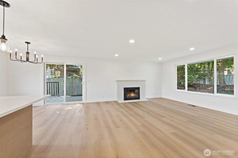 12215 SE 35th Street Bellevue WA 98006