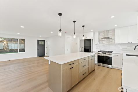 12215 SE 35th Street Bellevue WA 98006