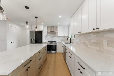 12215 SE 35th Street Bellevue WA 98006