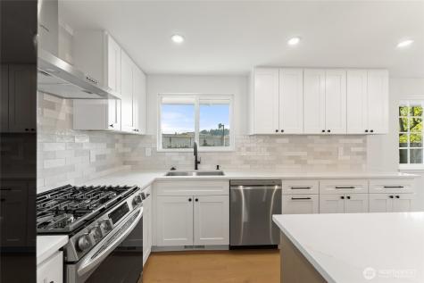 12215 SE 35th Street Bellevue WA 98006