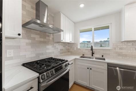 12215 SE 35th Street Bellevue WA 98006