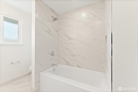 12215 SE 35th Street Bellevue WA 98006