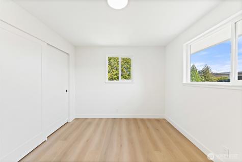 12215 SE 35th Street Bellevue WA 98006