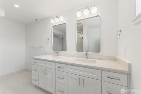 12215 SE 35th Street Bellevue WA 98006