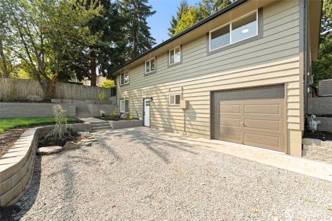 12215 SE 35th Street Bellevue WA 98006