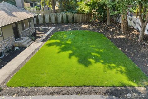 12215 SE 35th Street Bellevue WA 98006