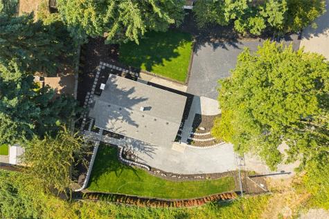 12215 SE 35th Street Bellevue WA 98006