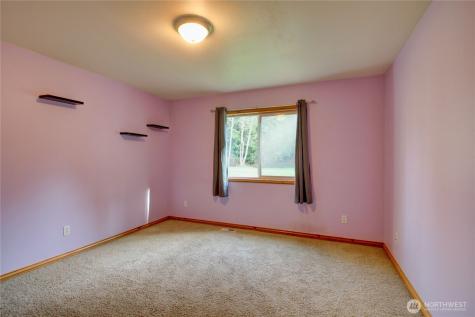 5707 316th Street NW Stanwood WA 98292