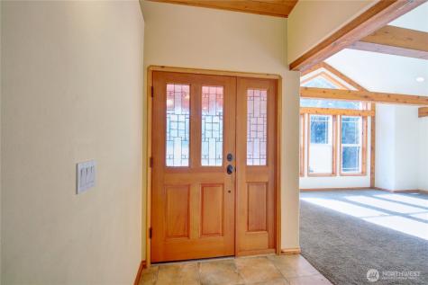 5707 316th Street NW Stanwood WA 98292