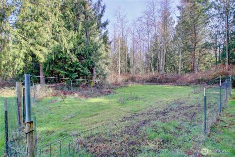 5707 316th Street NW Stanwood WA 98292