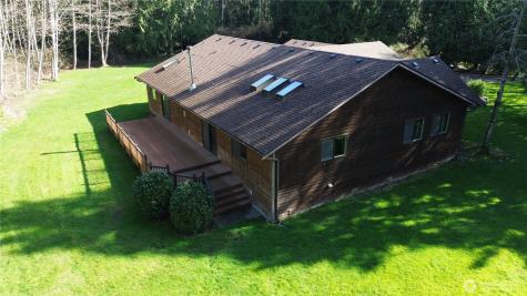 5707 316th Street NW Stanwood WA 98292